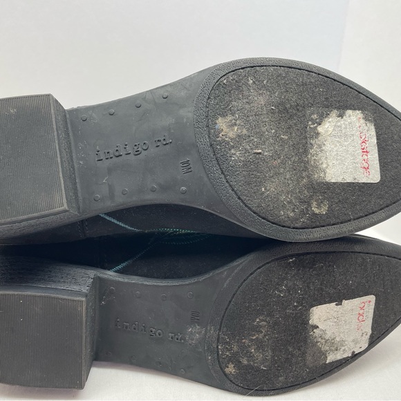 indigo rd. Black Suede Embroidered Booties Size 10M - Picture 12 of 13